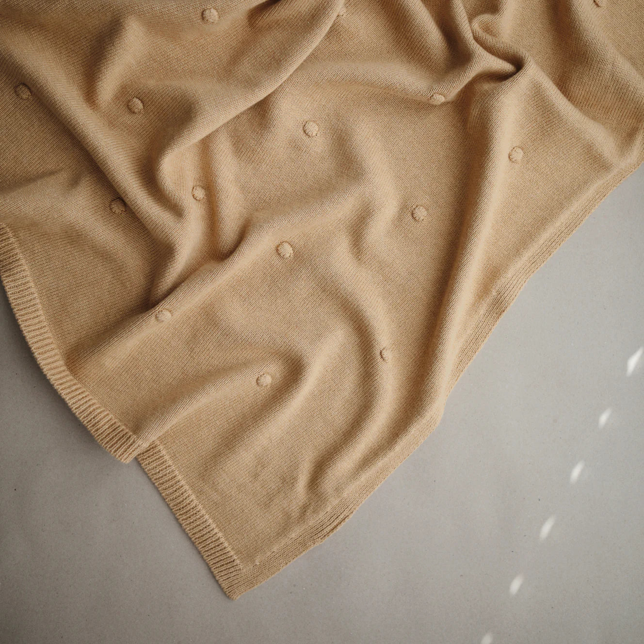 Mushie Organic Knitted Blanket - Textured Dots Mustard Melange